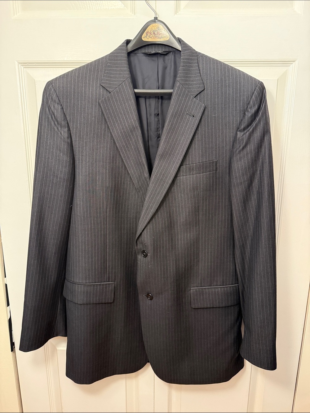 Jos. A. Bank Men's Gray Pinstripe Two-Button Suit Jacket and pants
